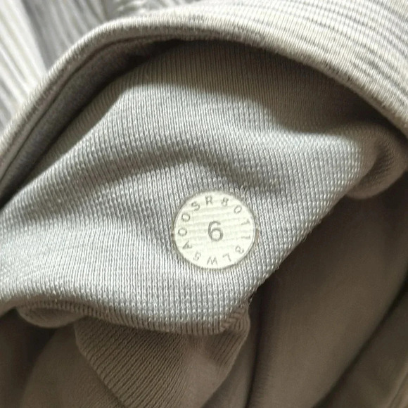 Lululemon sz 6 Train Times 7/8 Pant *25" We Are From Space Ice Grey Alpine White - Picture 7 of 13